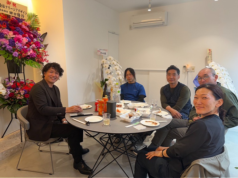 S__24494098 S__24494098